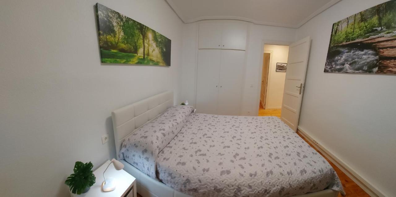 Apartamento Saioa Pamplona Exterior foto